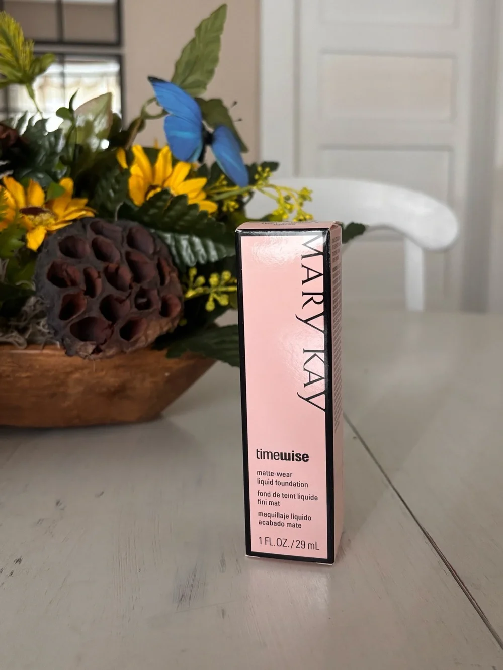 Mary Kay TimeWise Matte-Wear Liquid Foundation - Beige 3